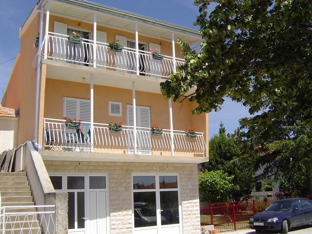Apartments Danijela Tribunj  Luaran gambar
